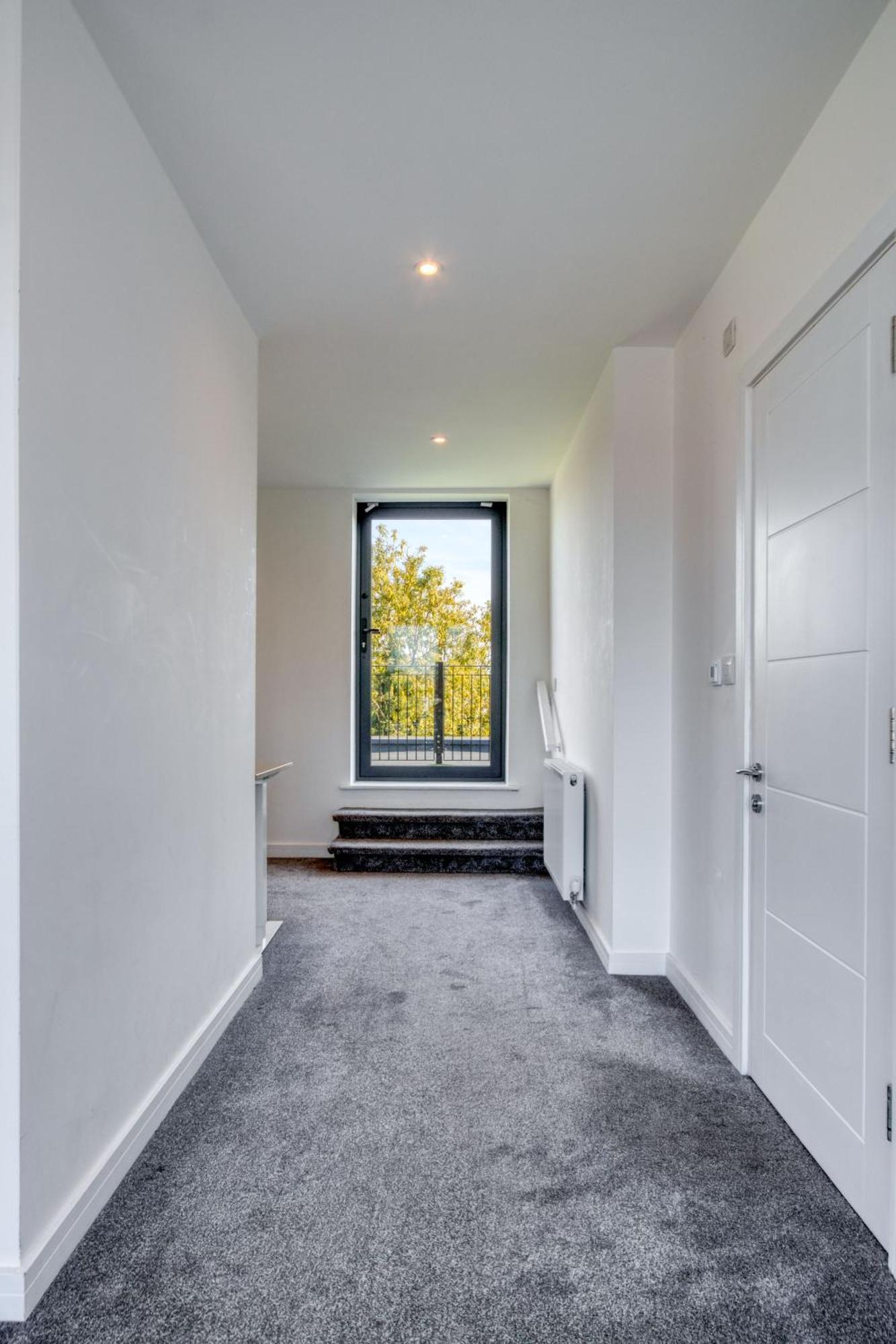 Апартаменты Modern Penthouse In Wembley Лондон Экстерьер фото